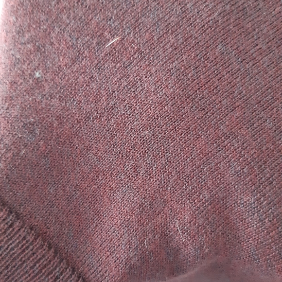 Dark burgundy merino wool vest - Picture 5 of 6